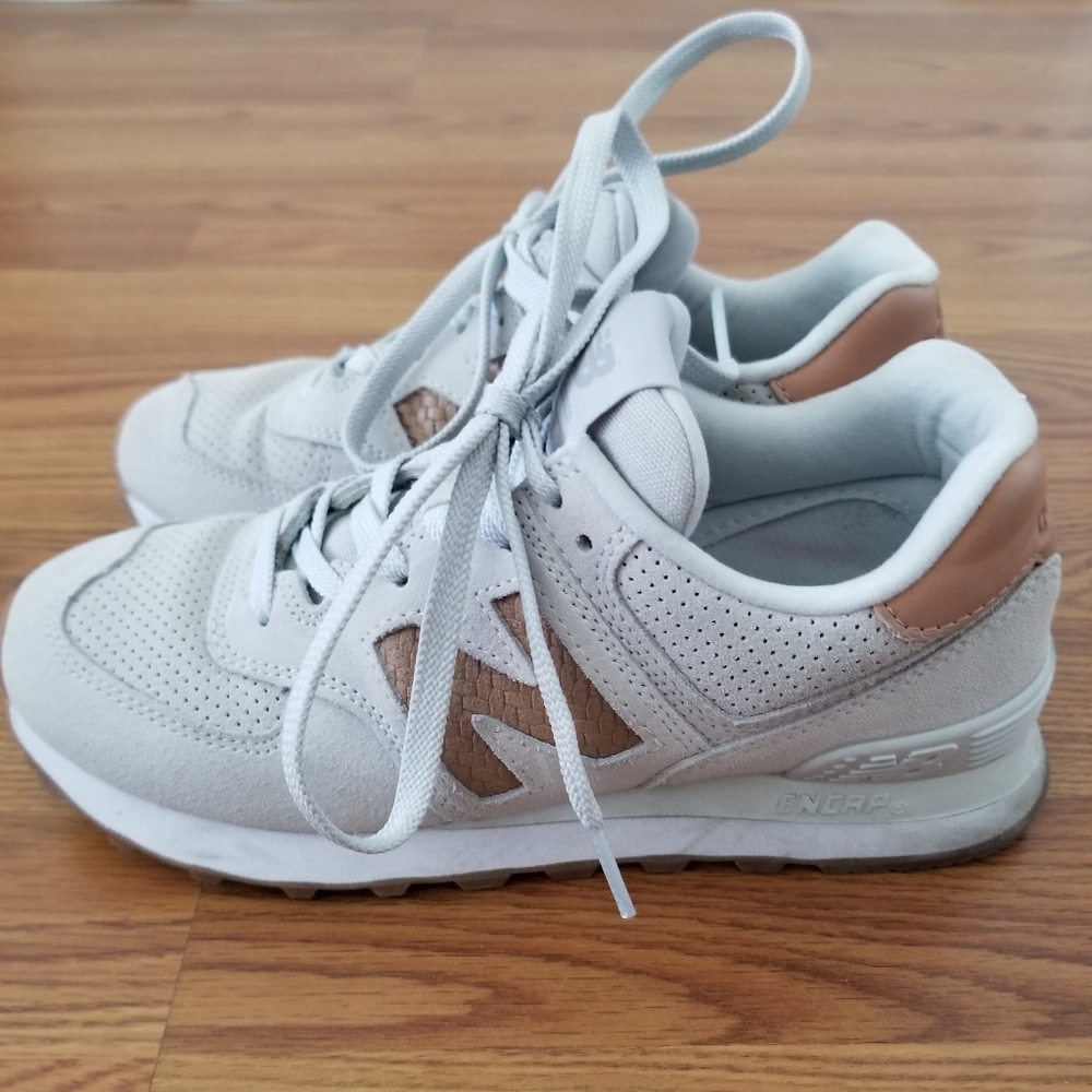 New Balance Classics WL574v2